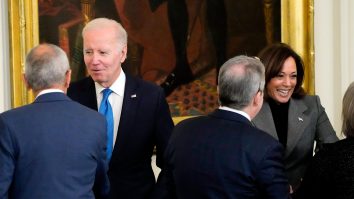 Pledoaria lui Biden la cina cu guvernatorii: „Putem face lucruri mari dacă le facem împreună”