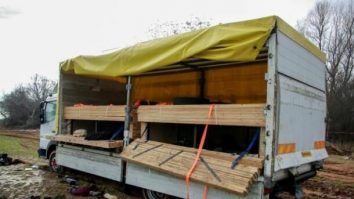 Șase persoane au fost arestate după ce 18 refugiați afgani au fost găsiți morți într-un camion în Bulgaria