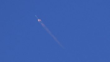 SpaceX a lansat 53 de sateliți Starlink