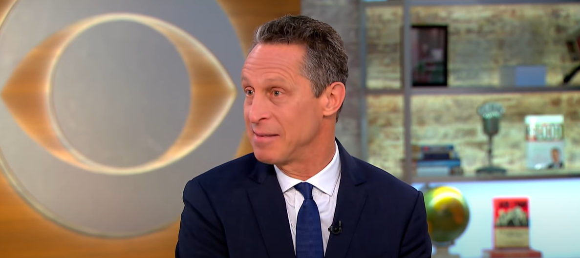 Medicul care arată cu 20 de ani mai tânăr: care este rutina de dimineaţă a lui Mark Hyman