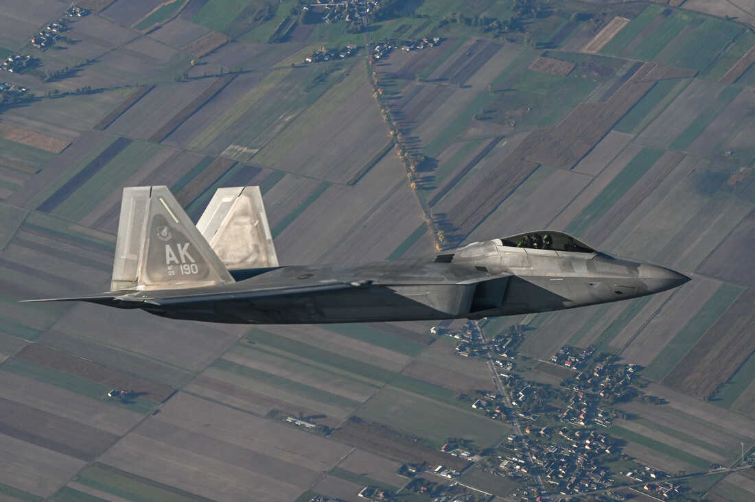 Un alt obiect neidentificat a fost doborât deasupra spațiului aerian nord-american