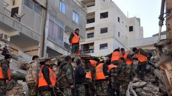 Primul convoi cu ajutoare ONU intră în Siria