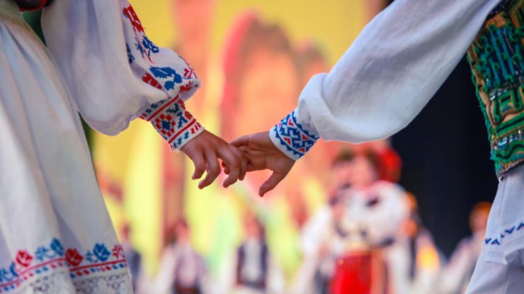 Ziua de Dragobete, pe 24 februarie. Care sunt cele mai cunoscute tradiții și obiceiuri din România 