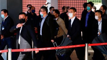 Oficiali chinezi sosesc în Taiwan în prima vizită post-pandemică