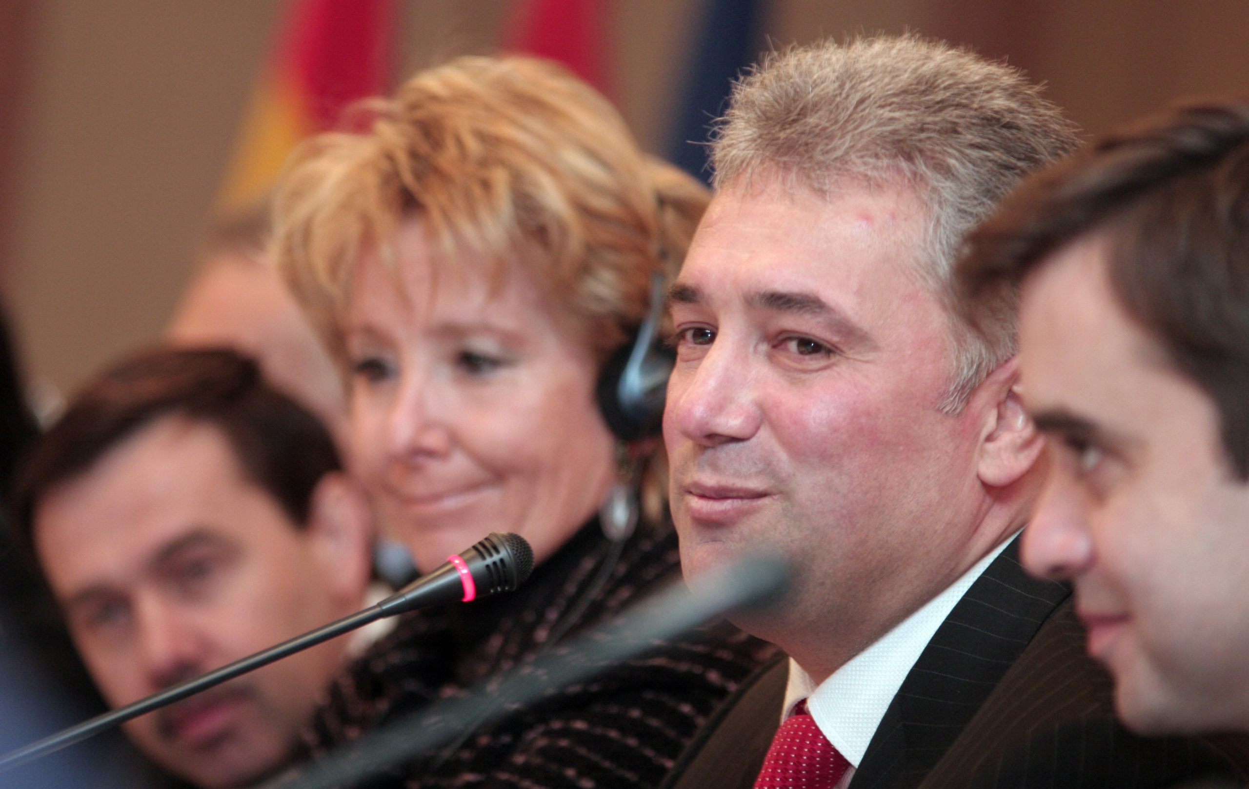 Ziua drepturilor femeii – Madridul vrea să impună un minim de 40% de femei ministru în guvern