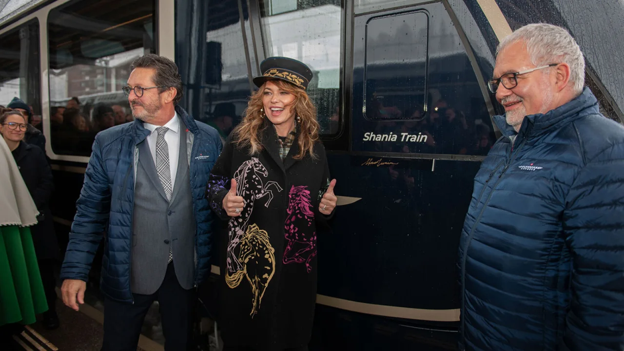 Shania Twain are un tren elvețian cu tehnologie avansată. Cum se numește trenul