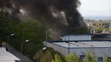 VIDEO. O explozie a distrus în totalitate o fabrică de ciocolată. Câte persoane se aflau în clădire