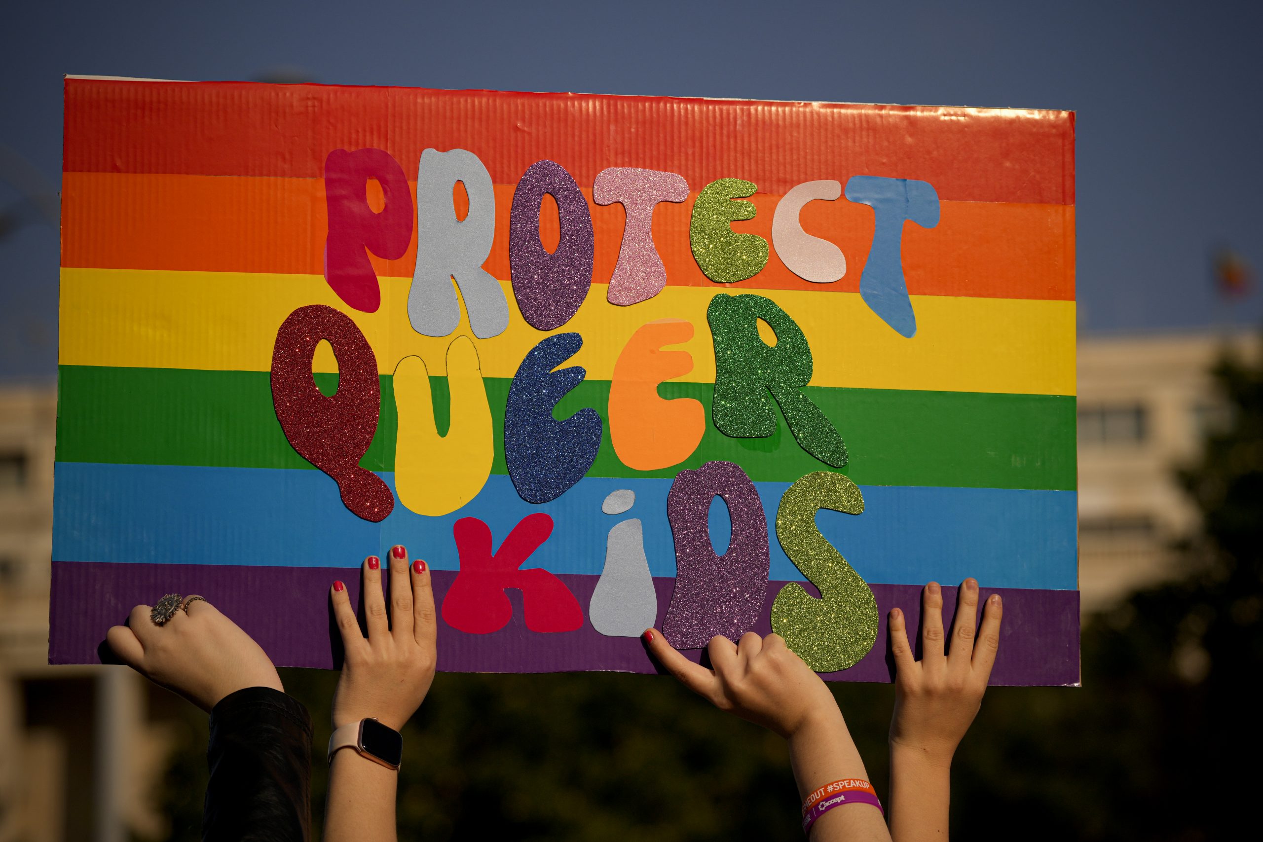 Bulgaria: Un tribunal refuză să elibereze certificatul de naștere pentru copilul unui cuplu de lesbiene