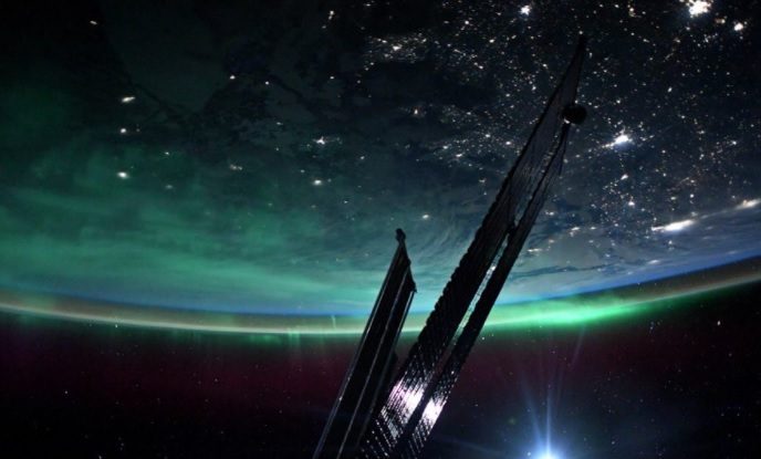 O priveliște care îți taie respirația. Un astronaut de la NASA a fotografiat din spațiu aurora boreală