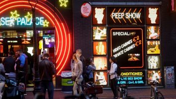 Amsterdam le recomandă turiștilor care vor o „noapte agitată” să stea departe. Cum va arăta campania online