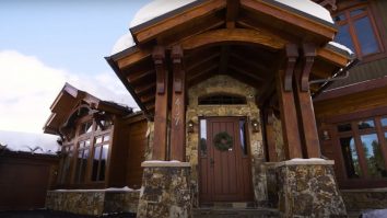 VIDEO. Cum arată interiorul unei case de 11,9 milioane de dolari din Colorado. Are o pârtie de schi privată