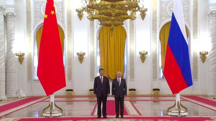 Vladimir Putin și Xi Jinping poartă discuții oficiale la Marele Palat al Kremlinului
