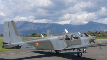 Două avioane de antrenament ale Forțelor Aeriene italiene s-au prăbușit în Italia, în apropiere de Roma, după ce s-au ciocnit în zbor