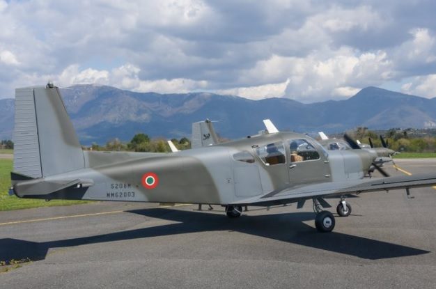 Două avioane de antrenament ale Forțelor Aeriene italiene s-au prăbușit în Italia, în apropiere de Roma, după ce s-au ciocnit în zbor