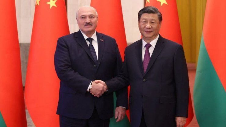 China și Belarus își exprimă „interesul extrem” pentru o soluționare pașnică a conflictului din Ucraina