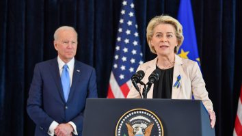 Biden și von der Leyen semnalează o îmbunătățire în ceea ce privește tensiunile comerciale dintre UE și SUA