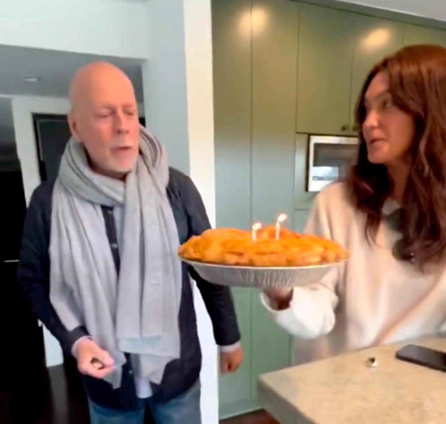 VIDEO. Demi Moore a postat un filmuleț cu Bruce Willis la cea de-a 68-a aniversare a actorului