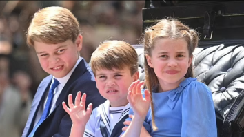 Prințul Louis, George și Charlotte vor fi prezenți la încoronarea Regelui Charles al III-lea. De ce copiii ducilor de Sussex nu sunt invitați?