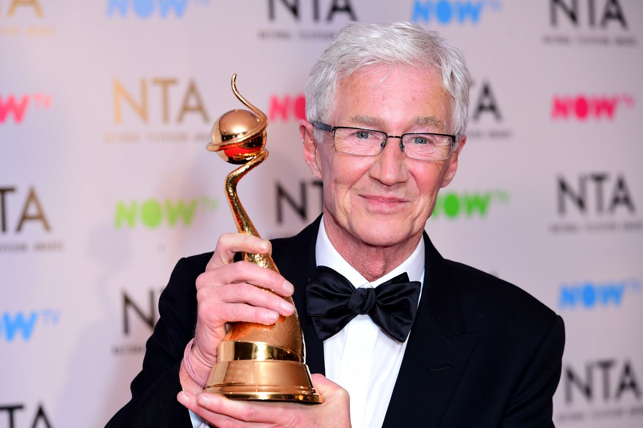 Comediantul Paul O’Grady a murit la vârsta de 67 de ani. Ce i-a spus lui Meghan Markle înainte de nunta cu Harry