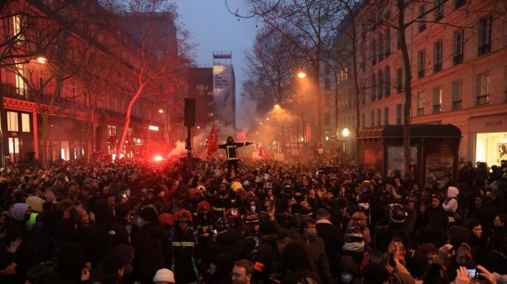 Planifici o vacanță în Franța în timpul protestelor? Iată ce trebuie să știi despre marile orașe