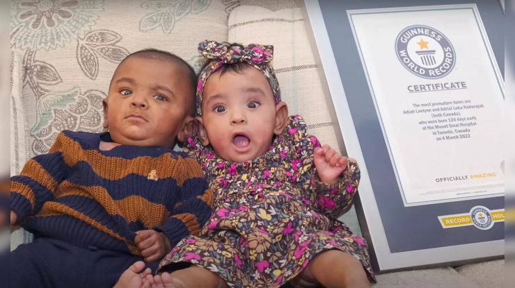 Un frate și o soră din Canada, născuți la 22 de săptămâni, au fost desemnați de Guinness drept cei mai prematuri gemeni din lume