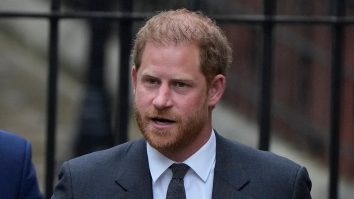 Prințul Harry, indignat de familia regală: „Mi-au ascuns informații despre hackingul telefonic”