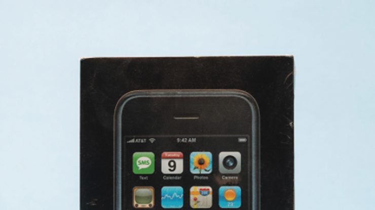 Un model rar de iPhone, vândut la prețul unei mașini noi. Suma plătită pentru telefonul vechi de 16 ani