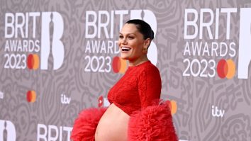 VIDEO. Băiețelul lui Jessie J a împlinit o lună. Cântăreața a dezvăluit cum îl cheamă