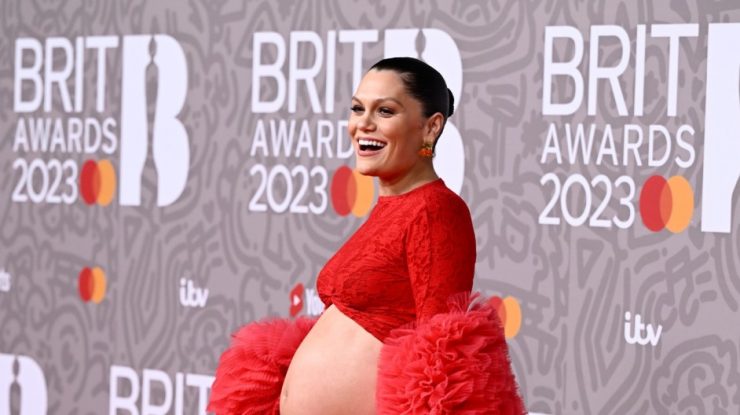 VIDEO. Băiețelul lui Jessie J a împlinit o lună. Cântăreața a dezvăluit cum îl cheamă