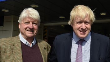 Boris Johnson îl nominalizează pe tatăl său, Stanley, pentru titlul de cavaler în lista de onoruri pentru demisie