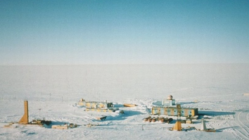 Cercetătorii lui Putin caută praf interstelar într-un lac înghețat de un milion de ani