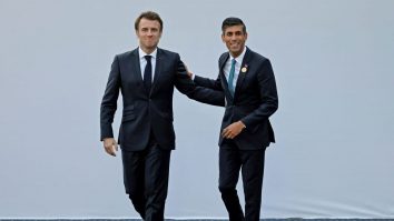 Emmanuel Macron ar putea respinge planul lui Sunak pentru a rezolva criza ambarcațiunilor mici