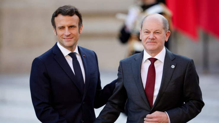 Război și pace. Eforturile lui Macron și Scholz de a găsi o soluție negociată între Kiev și Moscova par să se fi întors împotriva lor