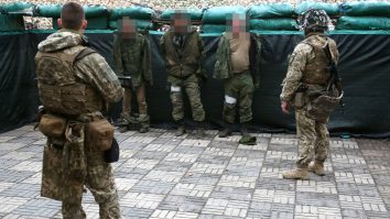 Ucraina investighează presupusa „împușcare brutală și nerușinată” de către Rusia a unui prizonier de război