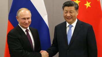 Vladimir Putin l-a felicitat pe Xi Jinping pentru desemnarea sa pentru un al treilea mandat de președinte al Chinei