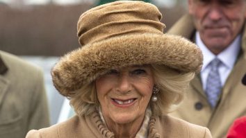 Regina Consoartă Camilla păstrează tradiția Reginei Elisabeta de a susține cursele de cai