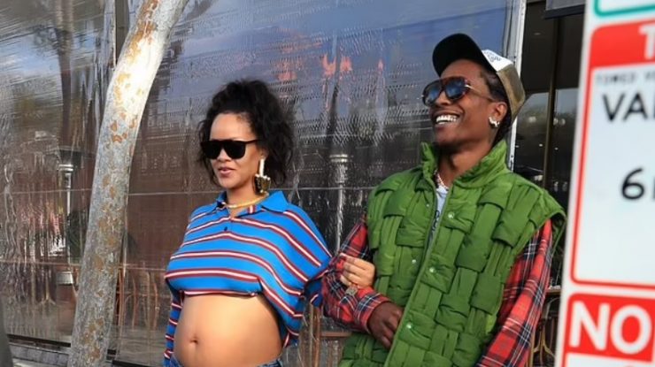 Rihanna și ASAP Rocky, mai îndrăgostiți ca niciodată. Vezi cum au apărut pe străzile din California