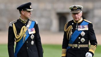 Regele Charles i-a acordat prințului Edward titlul de Duce de Edinburgh