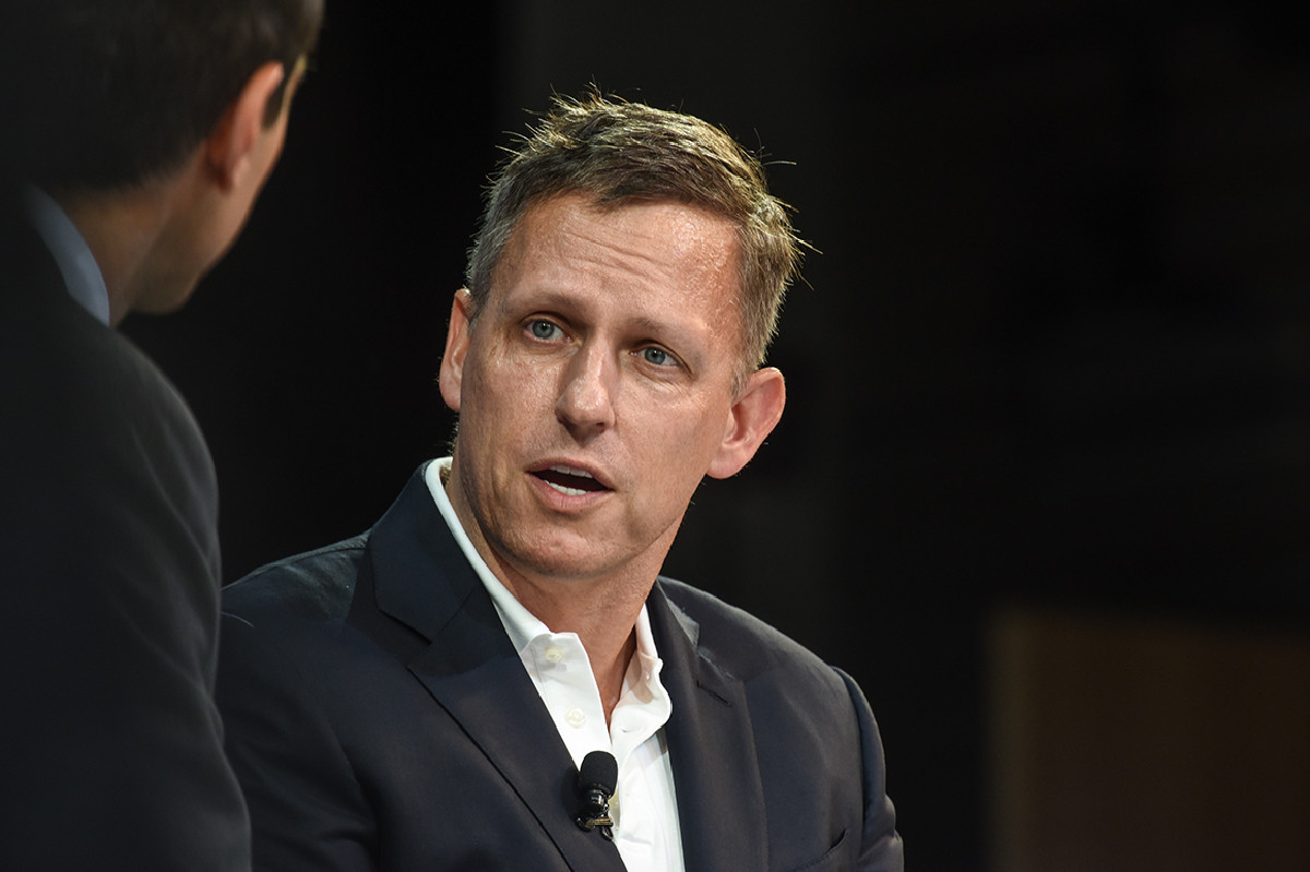 Cine este Peter Thiel, investitorul care avea 50 de milioane de dolari în Silicon Valley Bank când aceasta s-a prăbușit