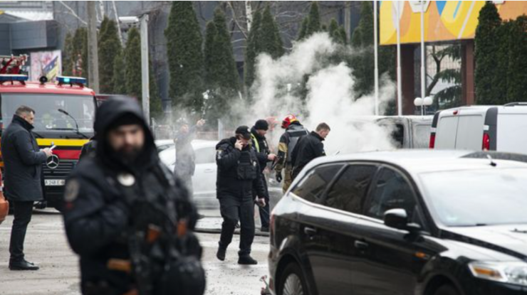 Rusia declanșează un atac mortal cu rachete în Ucraina, soldat cu 6 morți și explozii care zguduie orașele