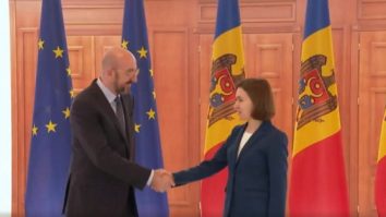 UE: Rusia încearcă „din ce în ce mai mult” să destabilizeze Moldova. Ce spune Maia Sandu