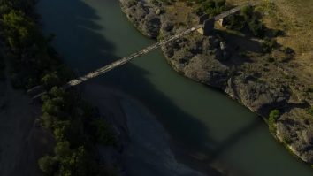 Fluviul Vjosa din Albania devine primul parc național fluvial sălbatic din Europa
