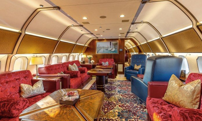 Administrația Prezidenţială a explicat cum s-a ajuns la zboruri cu aeronave private