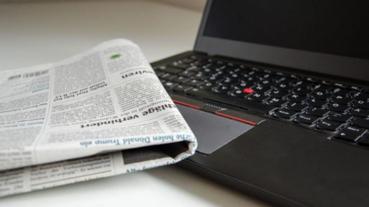 Un ziar italian își provoacă cititorii să ghicească ce articole au fost scrise de o inteligență artificială