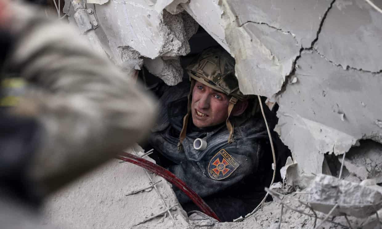 LIVE UPDATE. 417 zile de invazie rusă. Ucraina raportează „bătălii sângeroase fără precedent” în Bakhmut. Kievul spune că forțele sale continuă să reziste