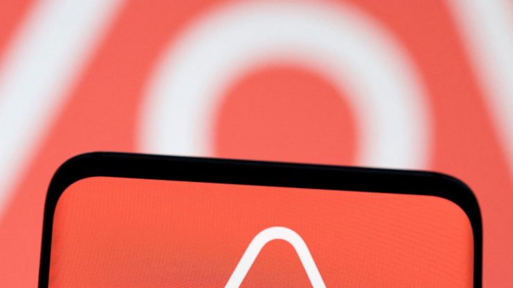 În Marea Britanie, gazdele Airbnb vor avea nevoie de autorizație de construcție pentru a închiria casele turiștilor