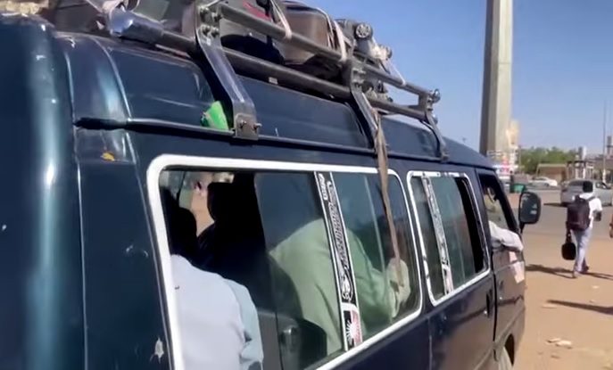 Sudan: Armata anunță că cetățenii străini din SUA, Marea Britanie, Franța și China vor fi evacuați în orele următoare