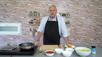 VIDEO. Liviu Dragnea, de la politician la bucătar. Glumele apărute după ce și-a lansat emisiune culinară: „Gordon Ramsay după o lună în Vaslui”