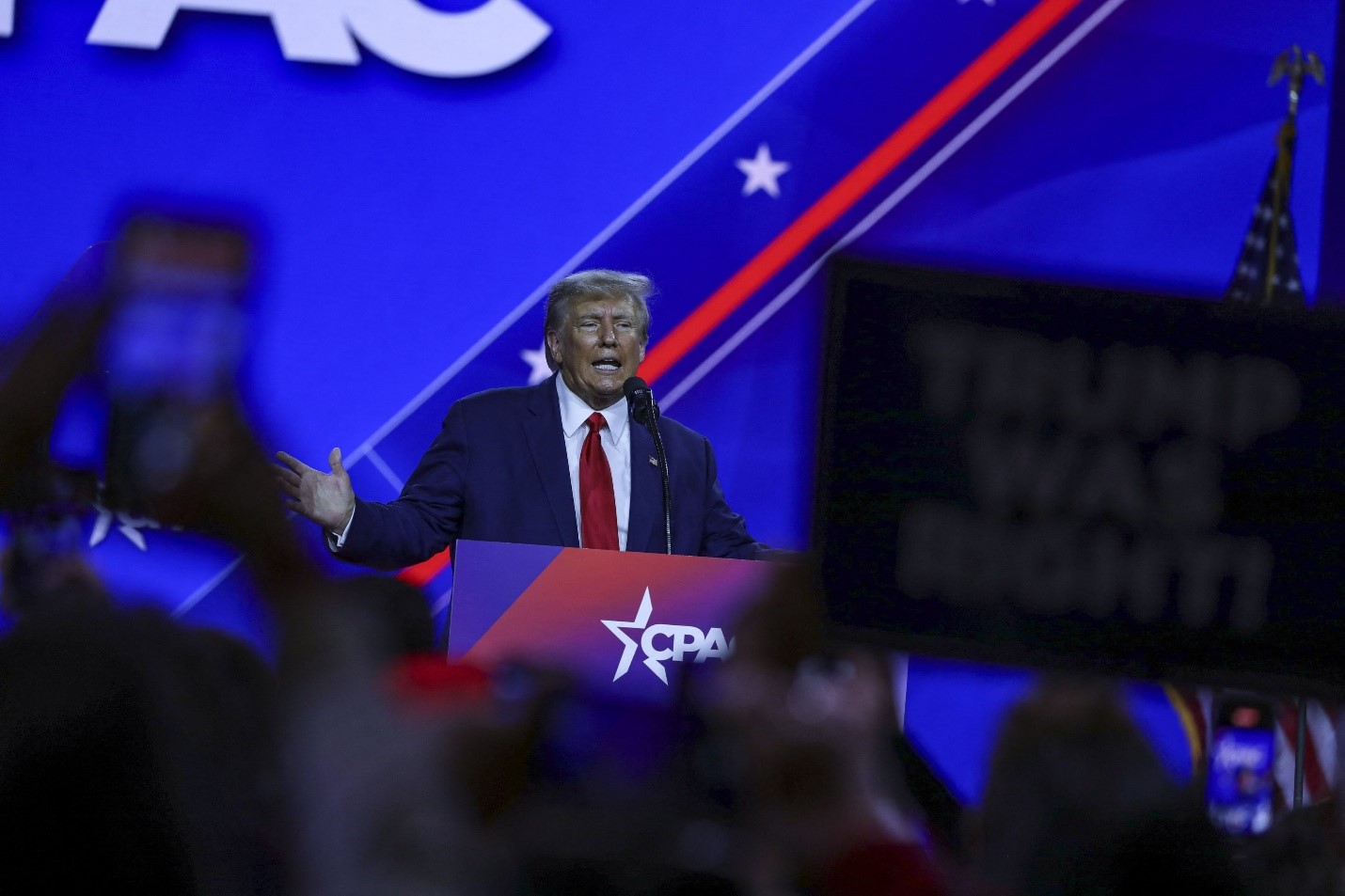 <strong>Donald Trump, despre împușcăturile în masă: „Acestea nu au legătură cu deținerea armelor de către cetățenii americani”</strong>