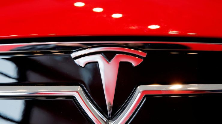 Proces pentru sistemul Autopilot de la Tesla: „Nu a pretins niciodată că este pilot automat”